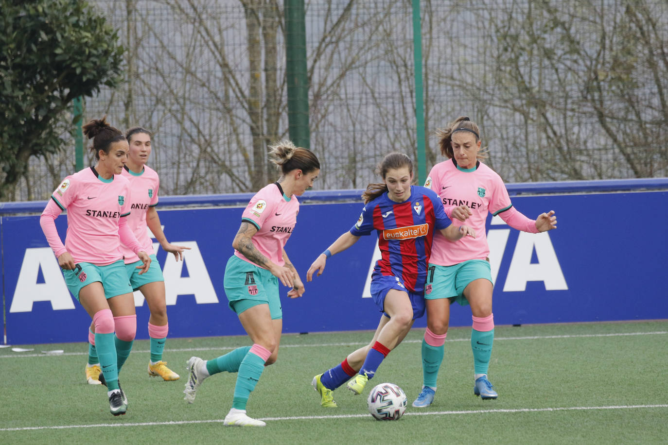 Las eibarresas han luchado frente a un rival que ha mostrado su efectividad 