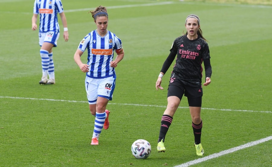 La Real Sociedad venció en casa al Real Madrid por tres goles a uno con remontada incluida para apurar una de las últimas oportunidades de las realistas para luchar por los puestos que dan acceso a competición continental. 