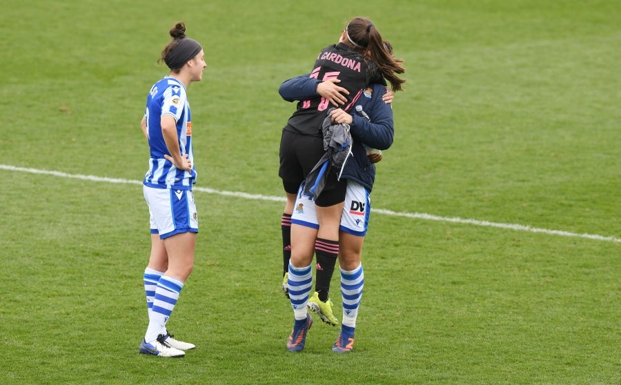 La Real Sociedad venció en casa al Real Madrid por tres goles a uno con remontada incluida para apurar una de las últimas oportunidades de las realistas para luchar por los puestos que dan acceso a competición continental. 