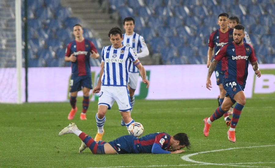 Fotos: Real Sociedad-Levante, en imágenes