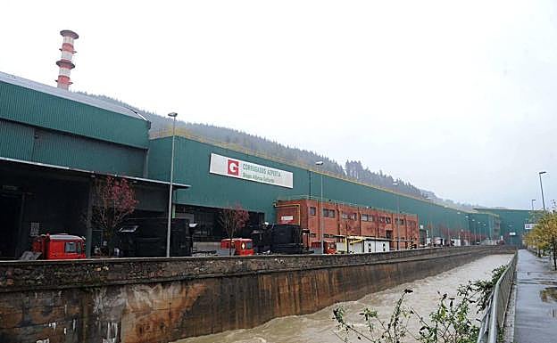 El grupo que quiere reabrir Corrugados compró en quiebra y reflotó GES, una exfilial de Gamesa