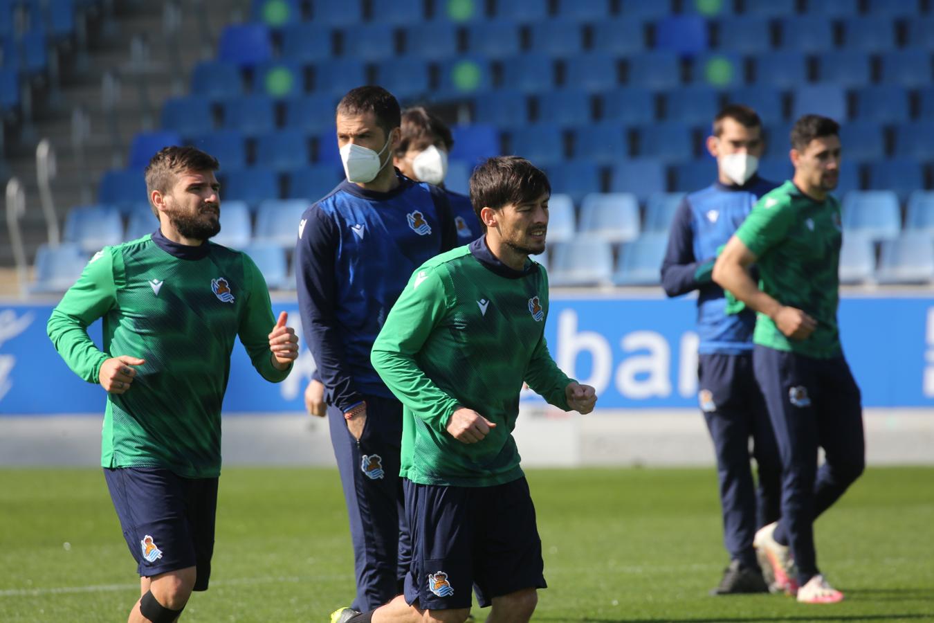 El lateral zurdo es duda para el partido del domingo, aunque todavía no está descartado. 