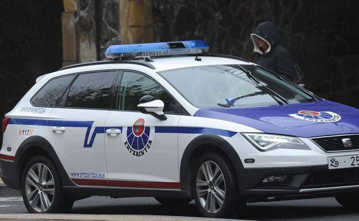 La pareja que había estafado a una anciana de Ermua se había comprado casa y coche en Nicaragua