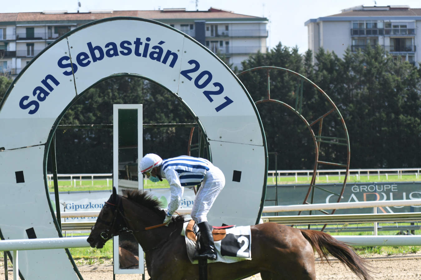 Por primera vez desde hace mucho tiempo, debido a la pandemia, se han vuelto a ver las gradas con aficionados. 