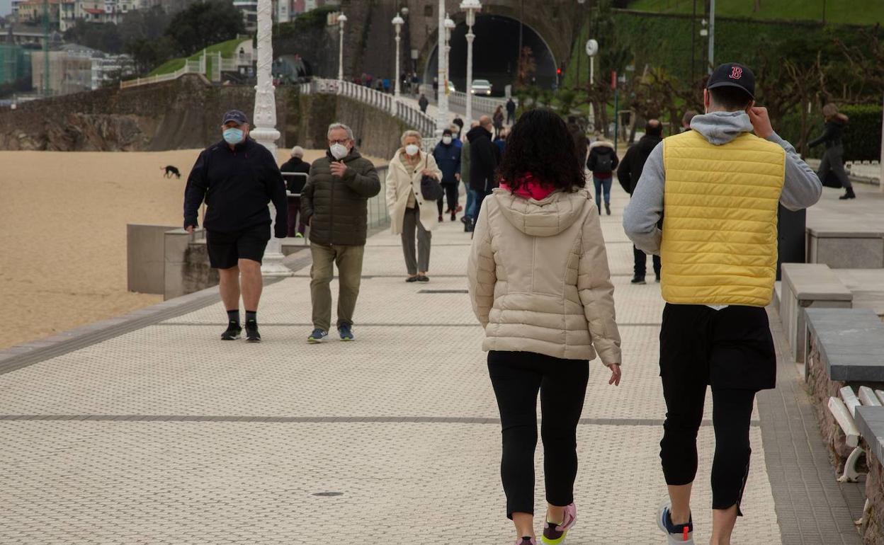 Coronavirus: La tendencia del virus cambia en Euskadi y la incidencia repunta 35 días después