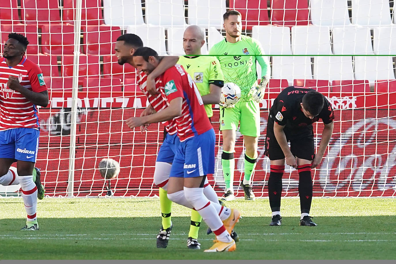 Fotos: Las mejores imágenes del Granada - Real Sociedad