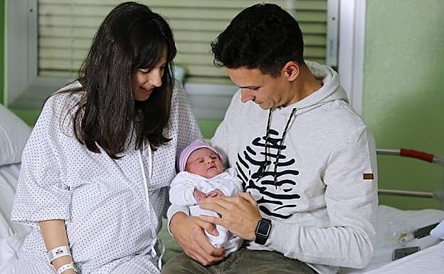 La pandemia acentúa la caída de la natalidad en Gipuzkoa y la lleva a mínimos históricos