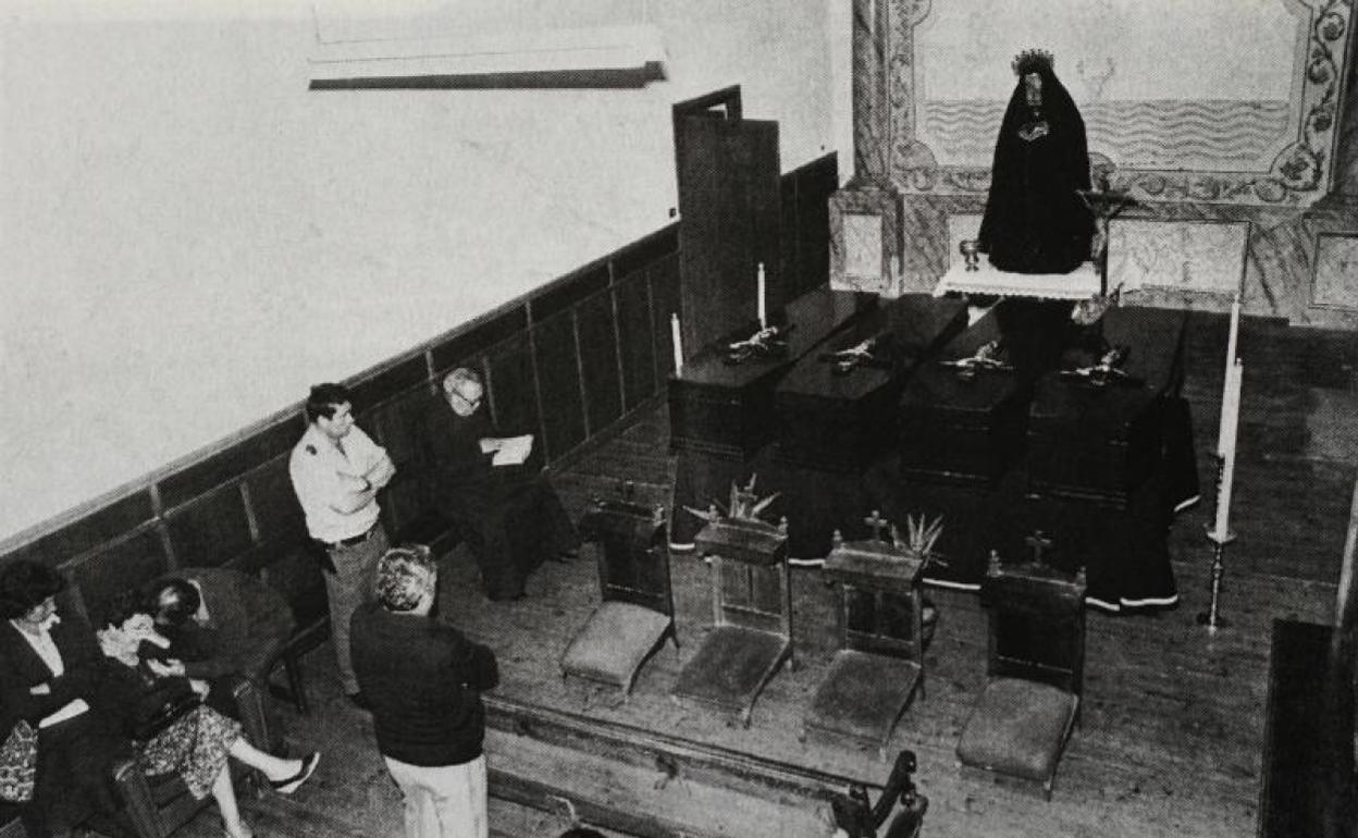 Capilla ardiente por cuatro guardias civiles asesinados en Markina, en 1980.