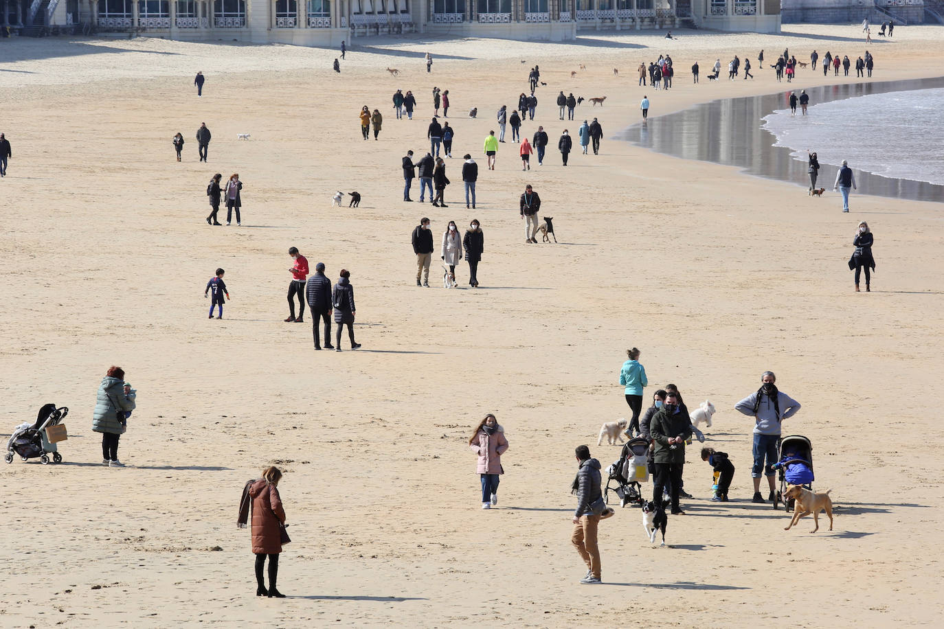 Fotos: Gipuzkoa entra en la primavera dando un portazo a la lluvia