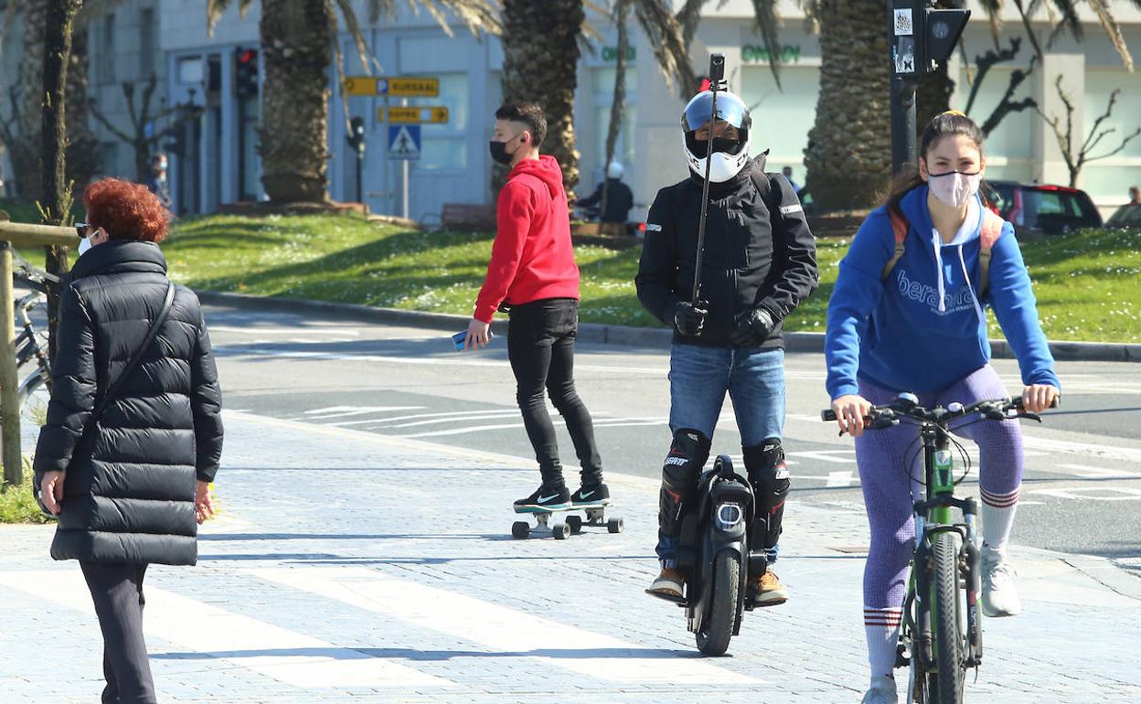 Covid-19 en Euskadi: La pandemia no da tregua y la incidencia en Gipuzkoa supera los 200 casos, la tasa más alta desde finales de febrero