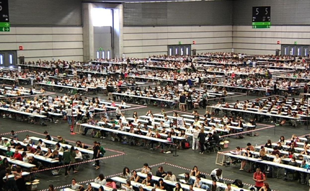 Oferta Pública de Empleo en Euskadi: Las primeras pruebas de la OPE de Educación, el 19 y 20 de junio en el BEC