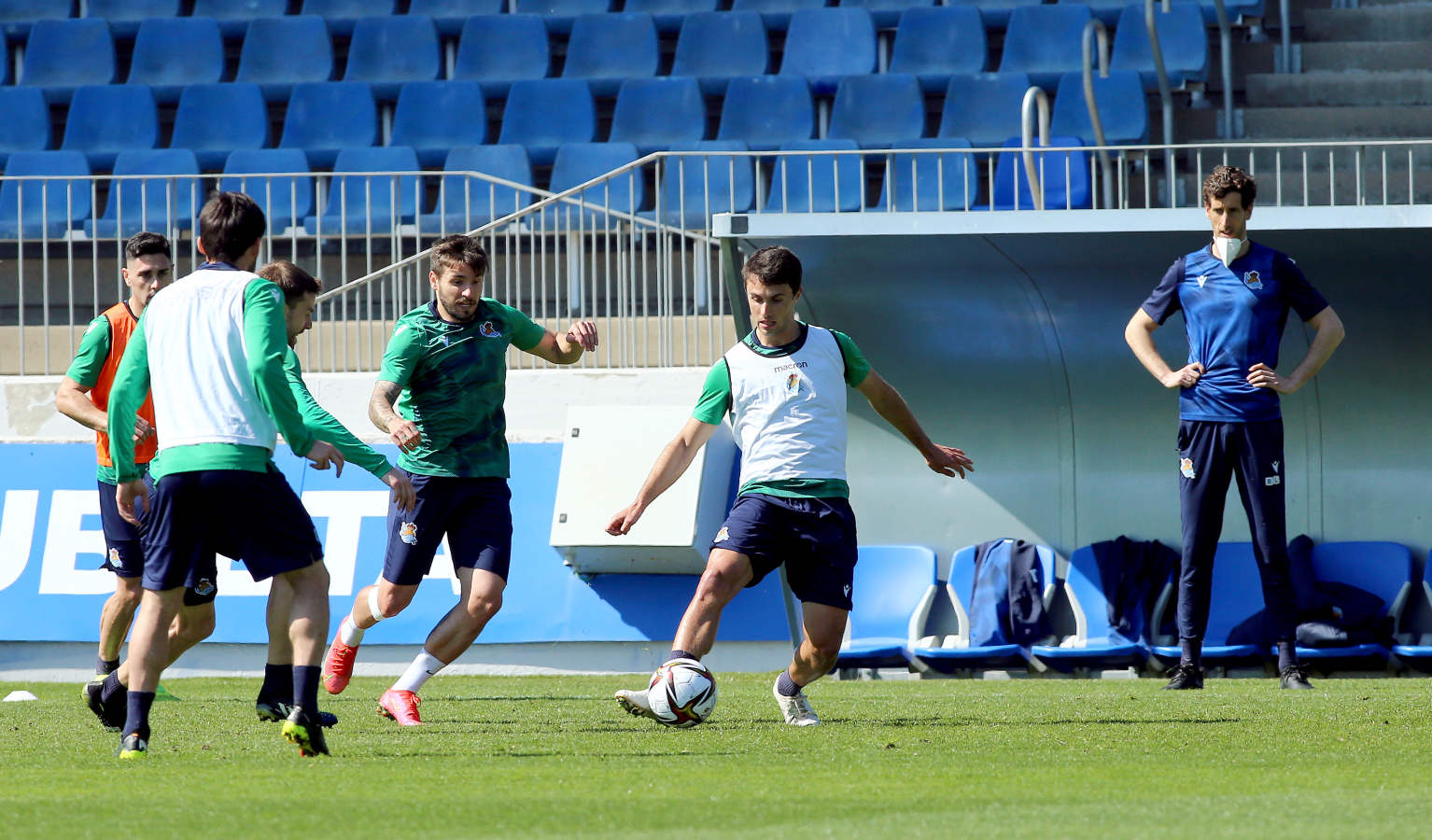El cuadro txuri-urdin ha retomado este miércoles los entrenamientos tras la abultada derrota del pasado domingo ante el Barcelona.