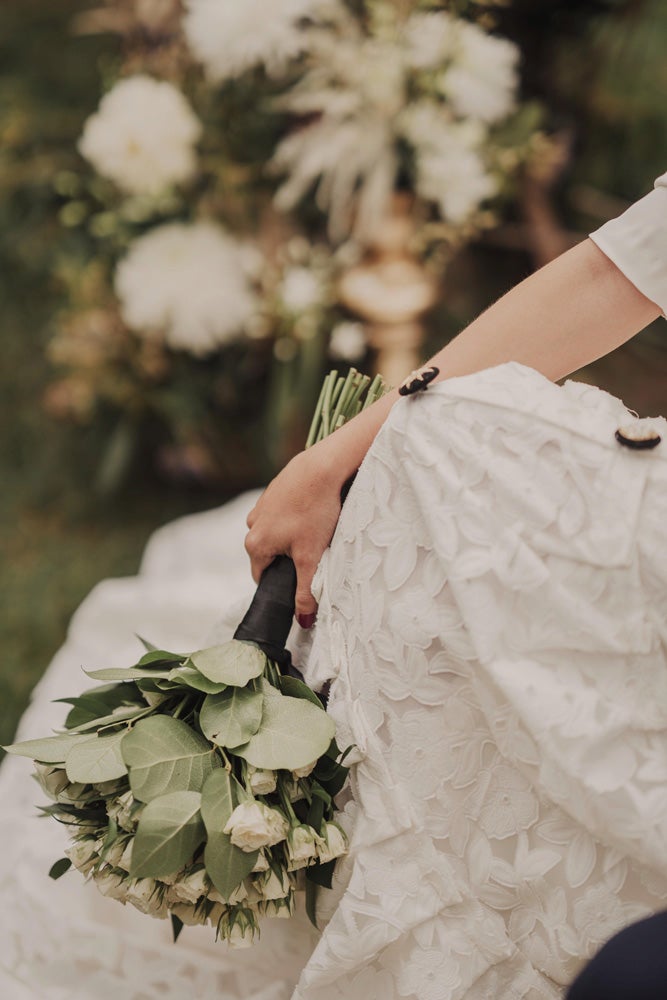 Esta vasca abogó por la practicidad de un look nupcial desmontable que se adaptaba a los distintos momentos de la celebración