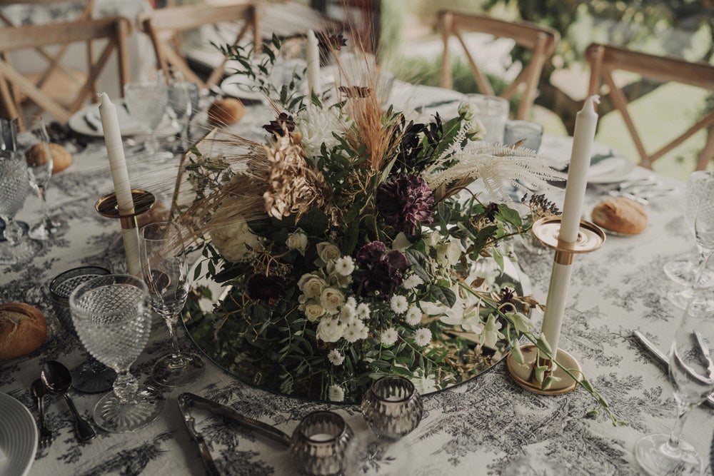 Esta vasca abogó por la practicidad de un look nupcial desmontable que se adaptaba a los distintos momentos de la celebración