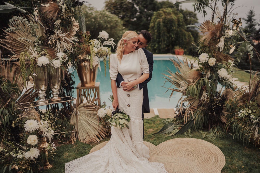 Esta vasca abogó por la practicidad de un look nupcial desmontable que se adaptaba a los distintos momentos de la celebración