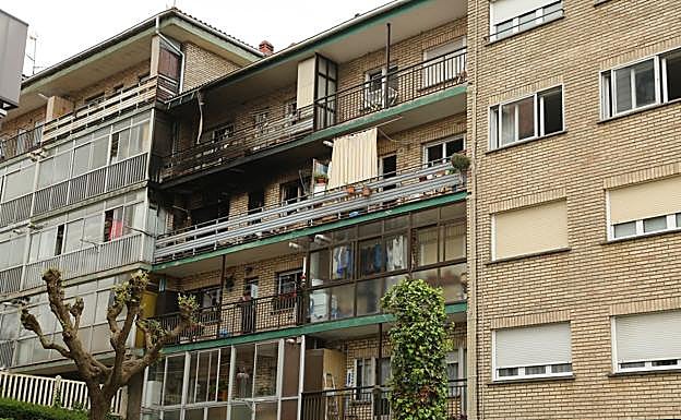 Galería. Así han quedado las viviendas tras el incendio. 