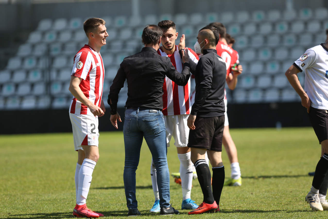 El Athletic B vence en Gal