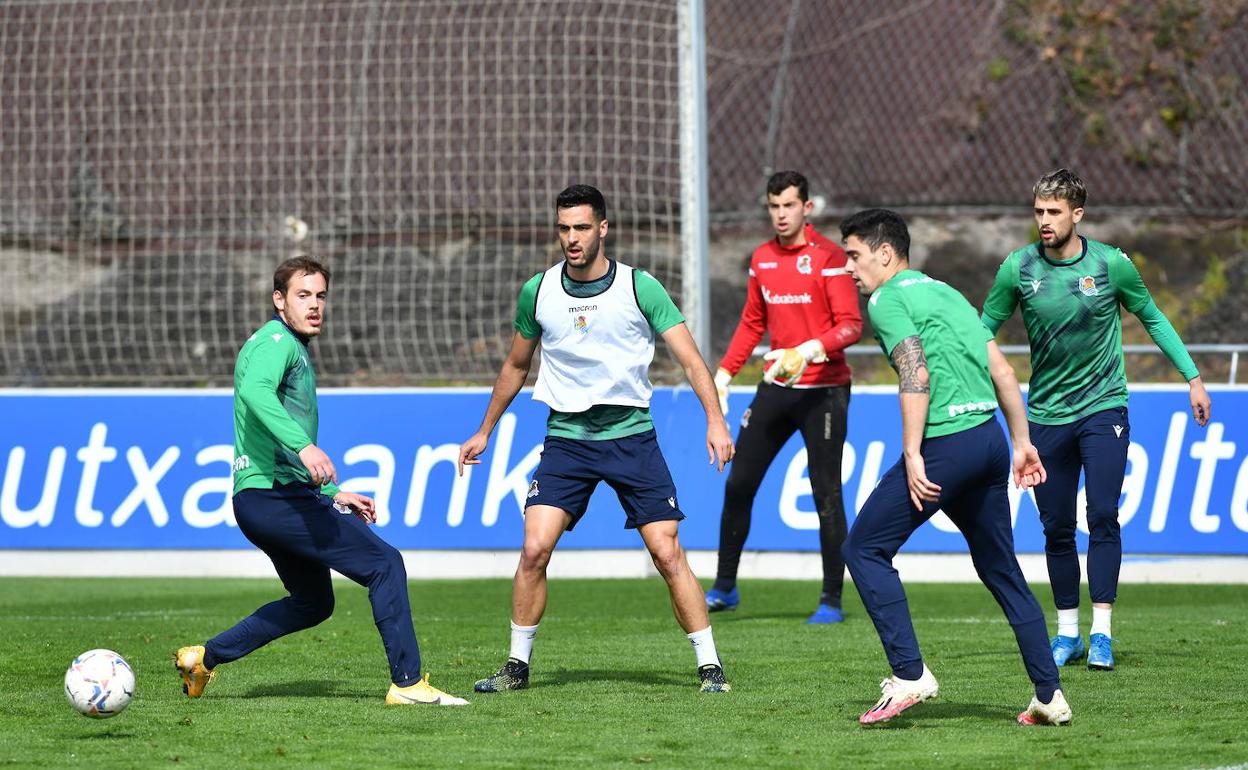 Imagen de archivo de un entrenamiento de la Real en Zubieta.