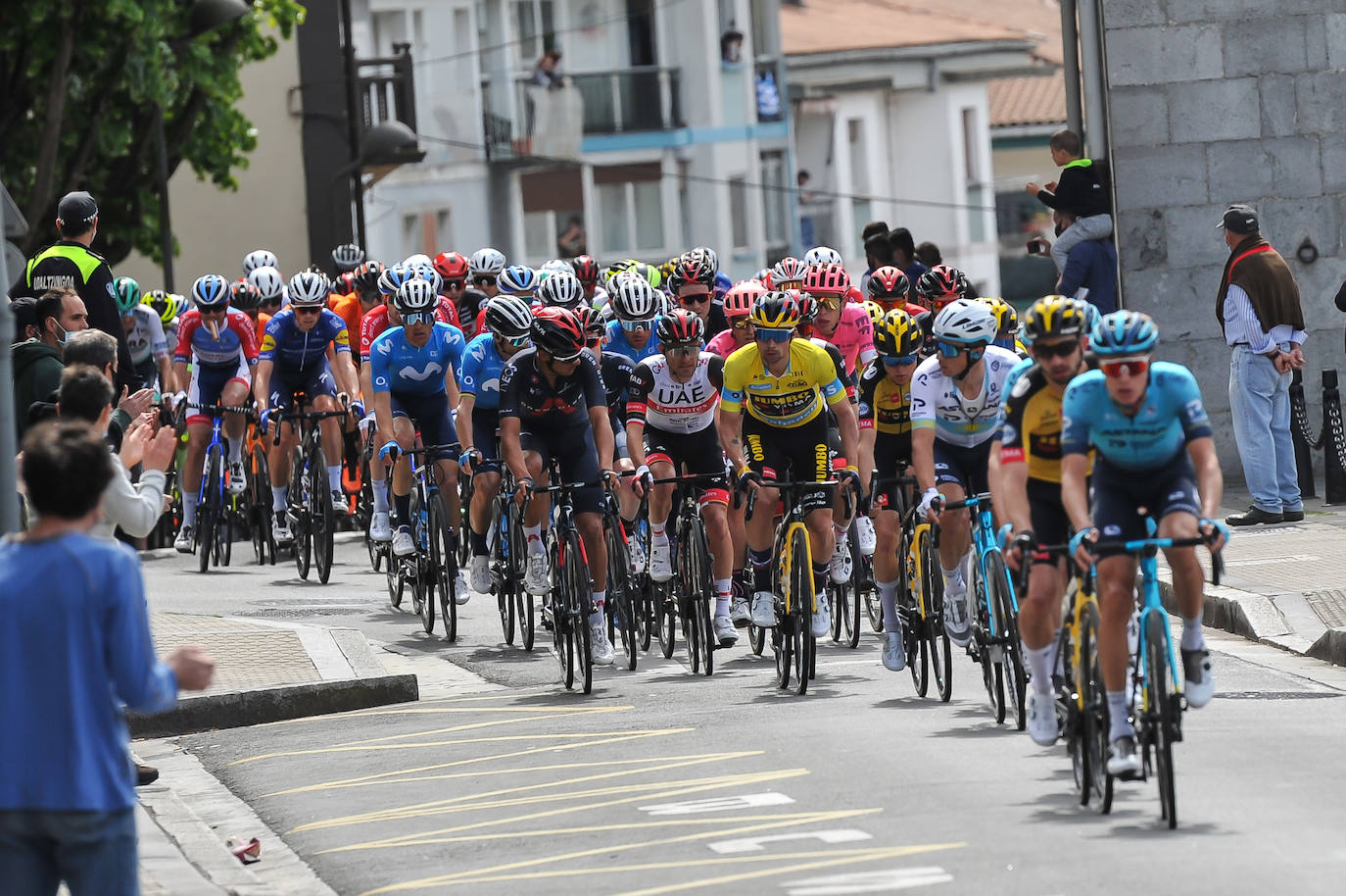 El recorrido entre Vitoria y Hondarribia tiene todos los ingredientes para hacer disfrutar al aficionado. 