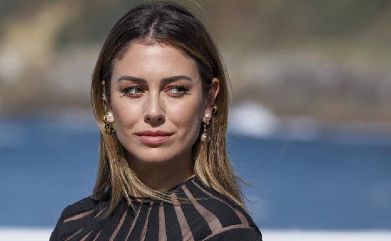 Blanca Suárez cambia de look y se suma a la tendencia del flequillo más rejuvenecedor