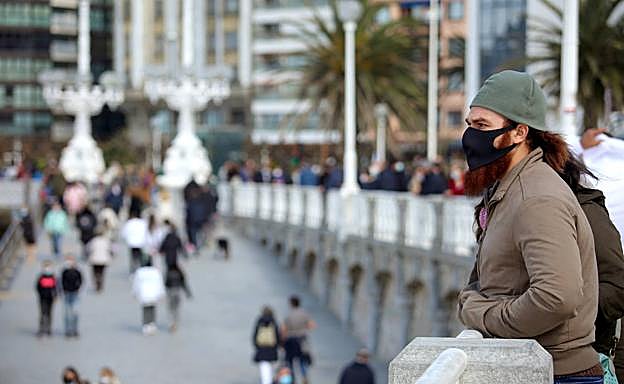 Gipuzkoa suma 315 positivos y alcanza una incidencia de 500 casos, la más alta en dos meses