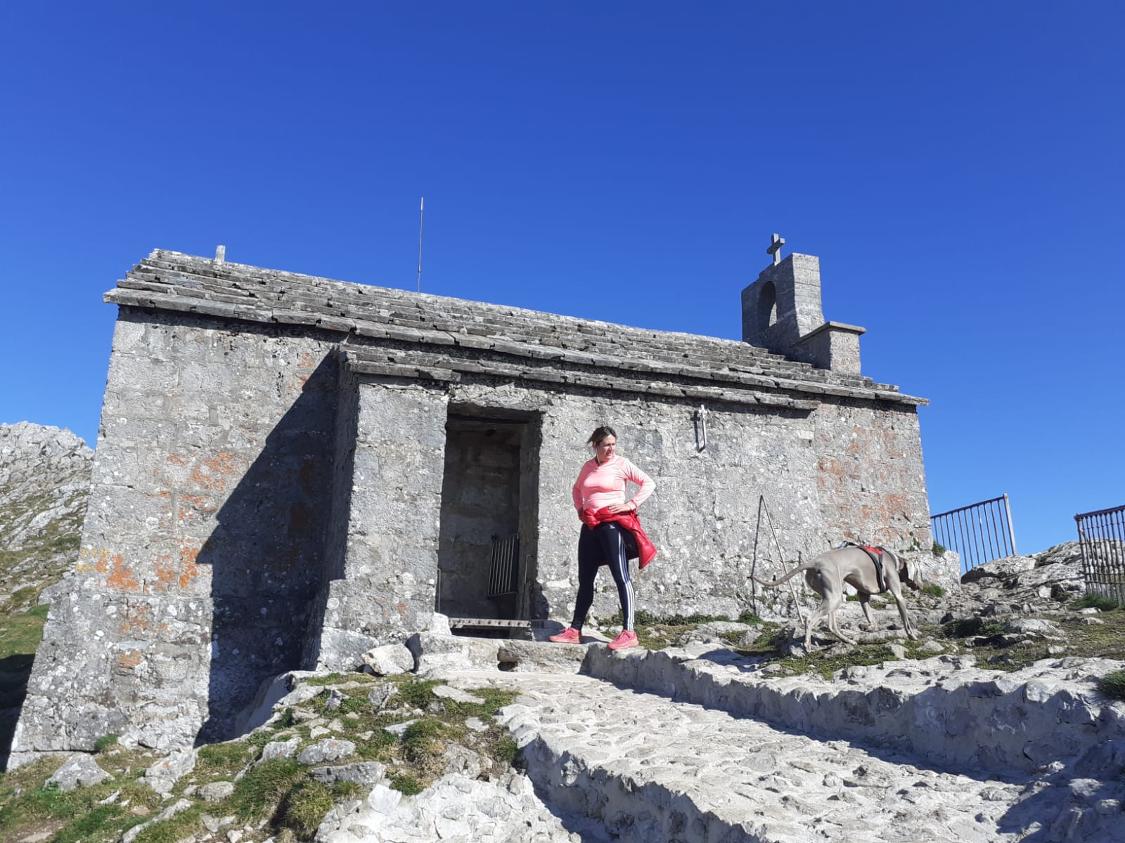 Recorrido por el Aizkorri hasta una de sus cimas, Aitxuri