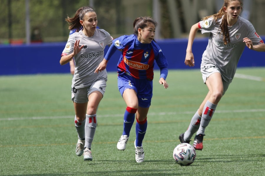 El Eibar ha perdido en partido de la Liga Iberdrola ante el Athletic de Bilbao por 2-5. 