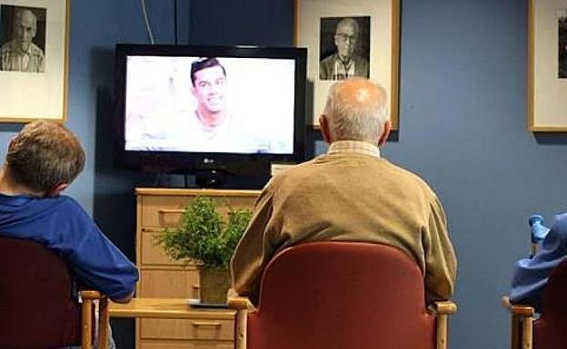 El Gobierno Vasco pone en marcha un proceso de reflexión para mejorar el modelo de residencias de mayores