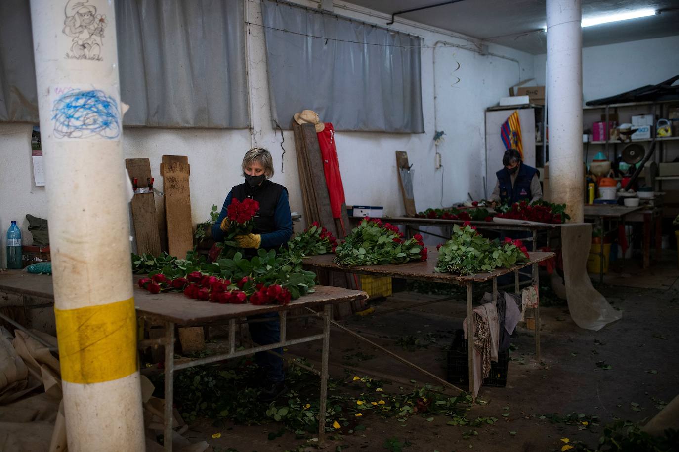 Fotos: Millones de rosas para Sant Jordi