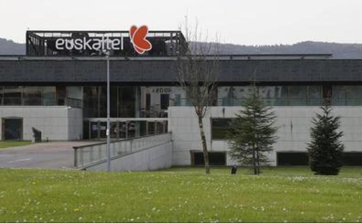 Euskaltel alcanza un nuevo récord de clientes a las puertas de la OPA de MásMóvil