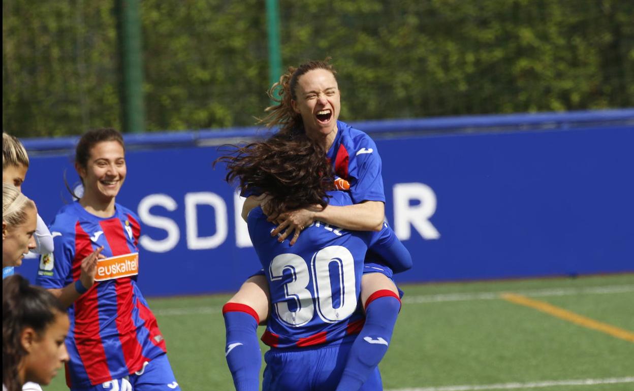 Nerea Gantxegi celebra el gol de la victoria. 