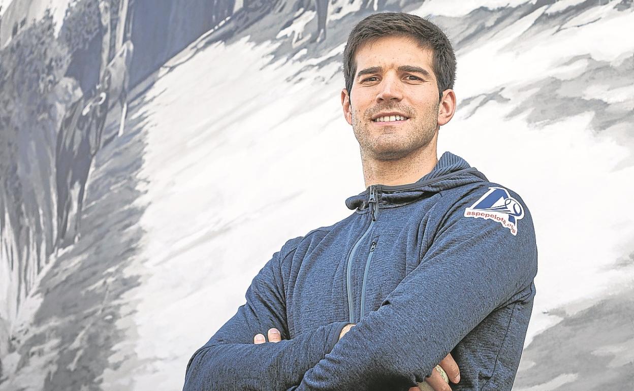 José Javier Zabaleta, sonriente, espera subir a lo más alto del cajón el domingo en Bilbao.