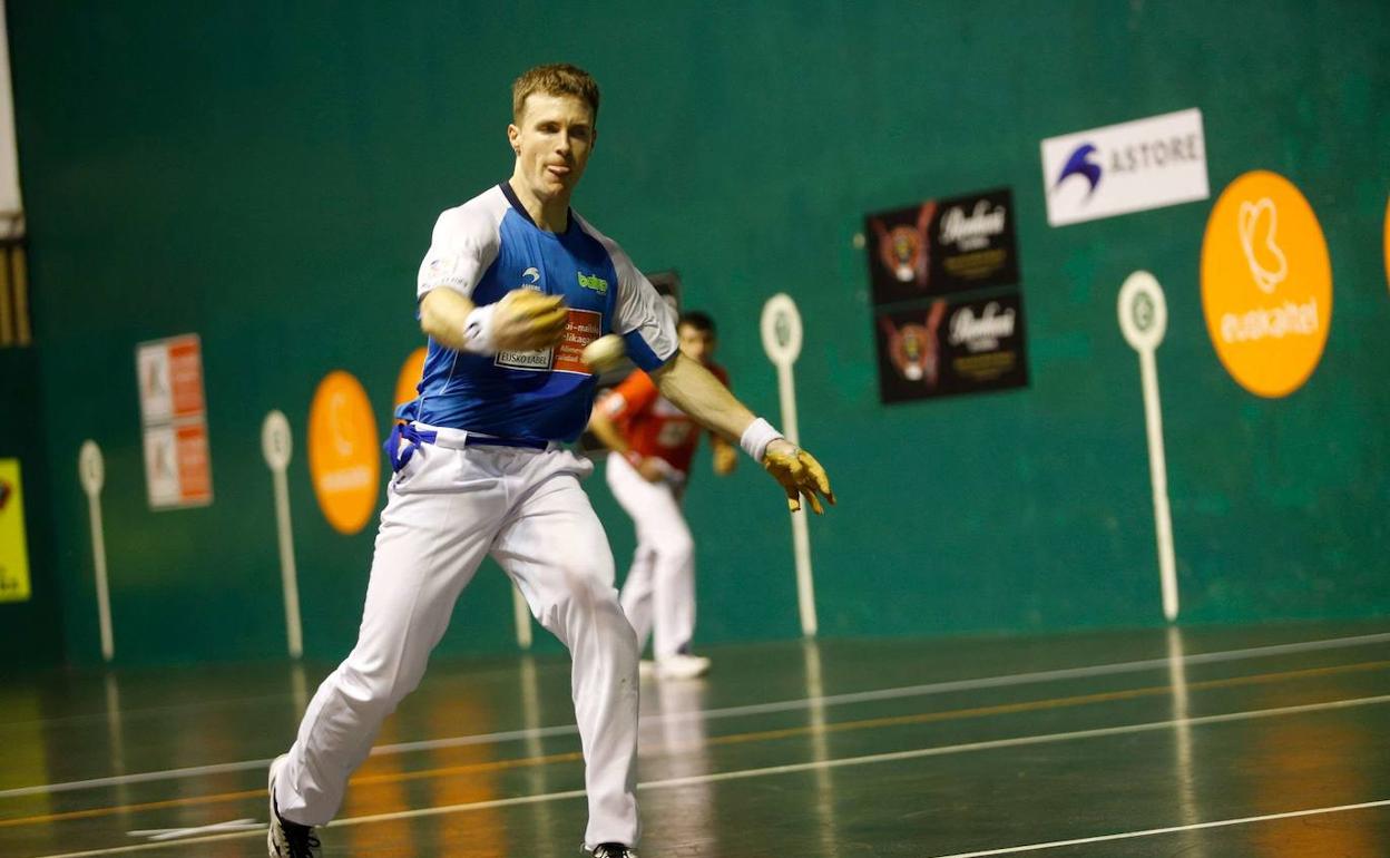 Iñaki Artola vuelve al Manomanista tras causar baja por lesión en la edición de 2020. 