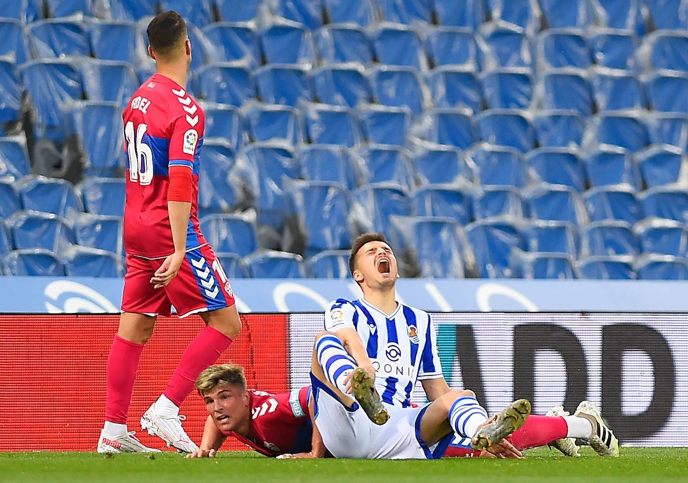 Fotos: Las mejores imágenes del Real Sociedad - Elche