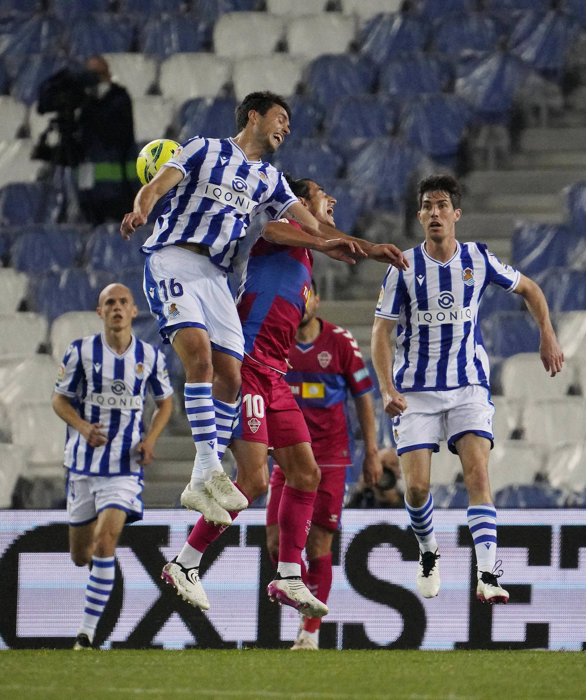 Fotos: Las mejores imágenes del Real Sociedad - Elche