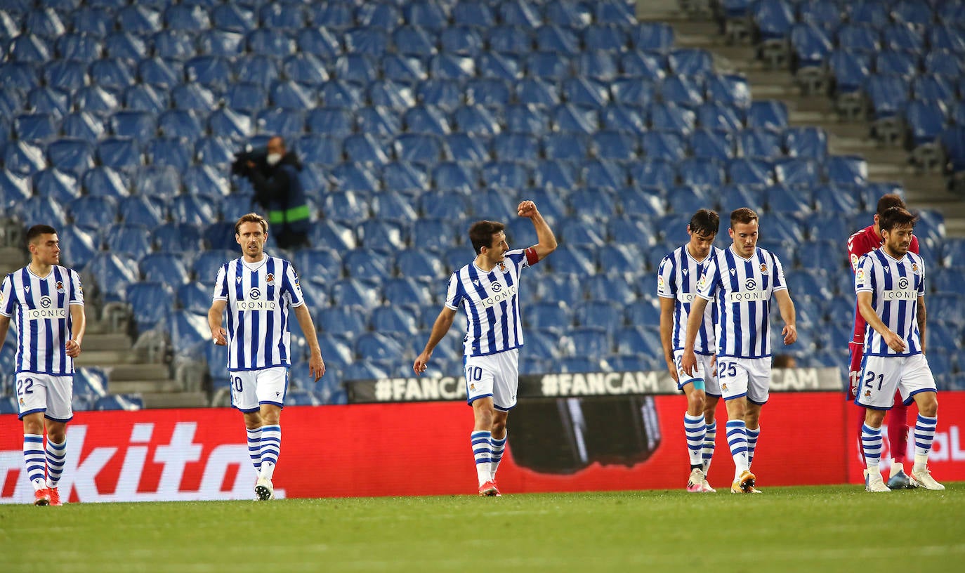 Fotos: Las mejores imágenes del Real Sociedad - Elche