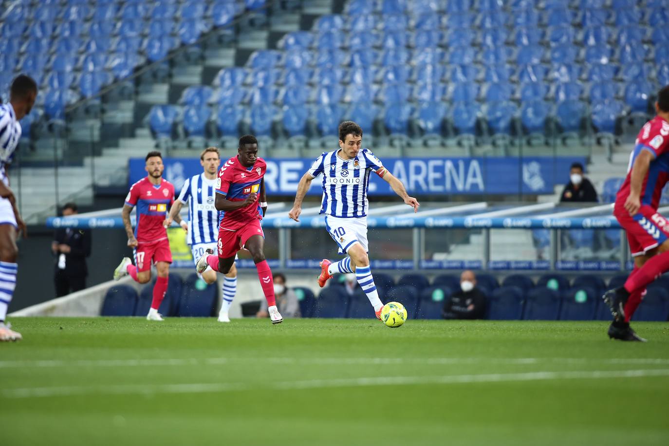 Fotos: Las mejores imágenes del Real Sociedad - Elche