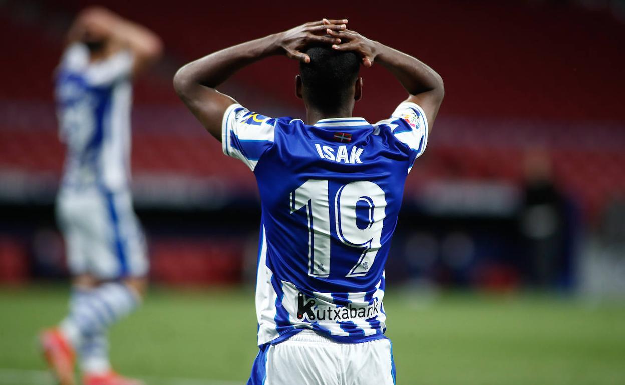 Real Sociedad: Alexander Isak terminó el partido con molestias en el muslo izquierdo