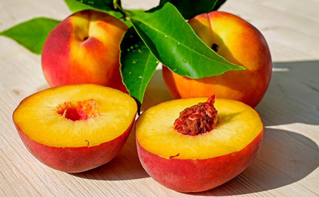 El melocotón puede ser protagonista o perfecto acompañante en muchas recetas