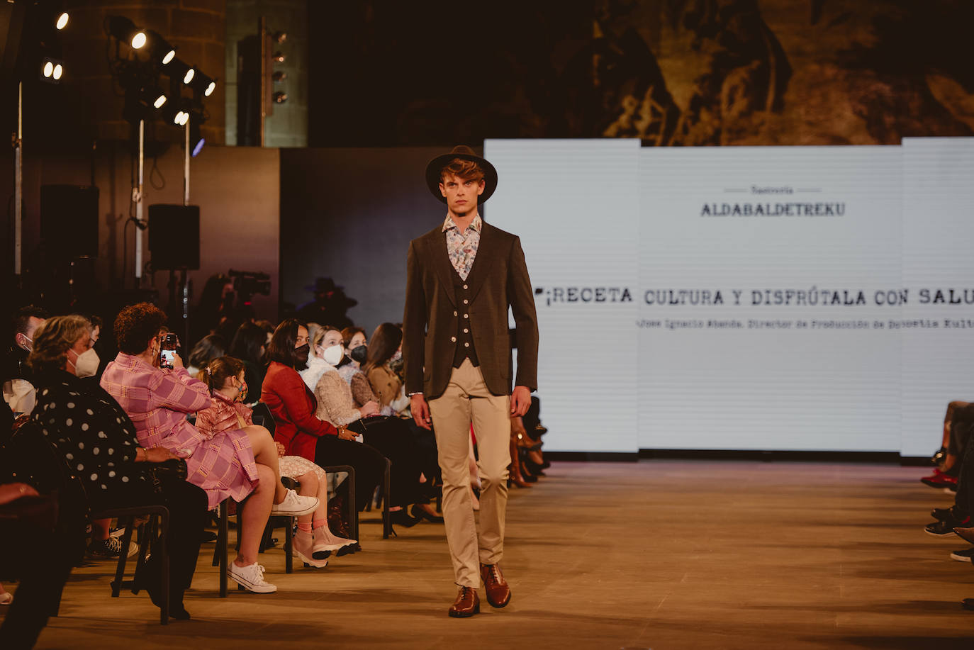 Fotos: Sastrería Aldabaldetreku presenta sus creaciones en el San Sebastián Moda Festival