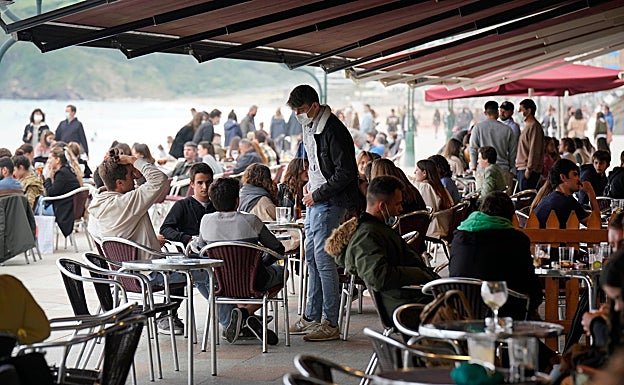 Primera prueba de la casi normalidad