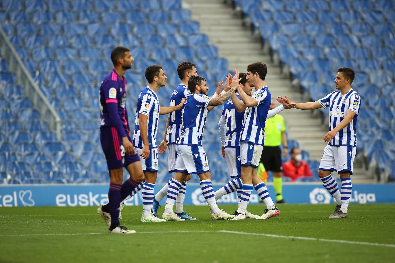 Fotos: Las mejores imágenes del Real Sociedad - Valladolid