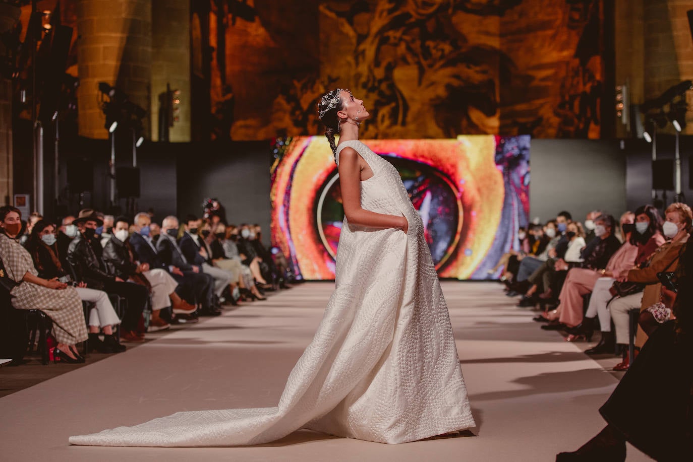 Fotos: Isabel Zapardiez presenta sus creaciones en el San Sebastián Moda Festival