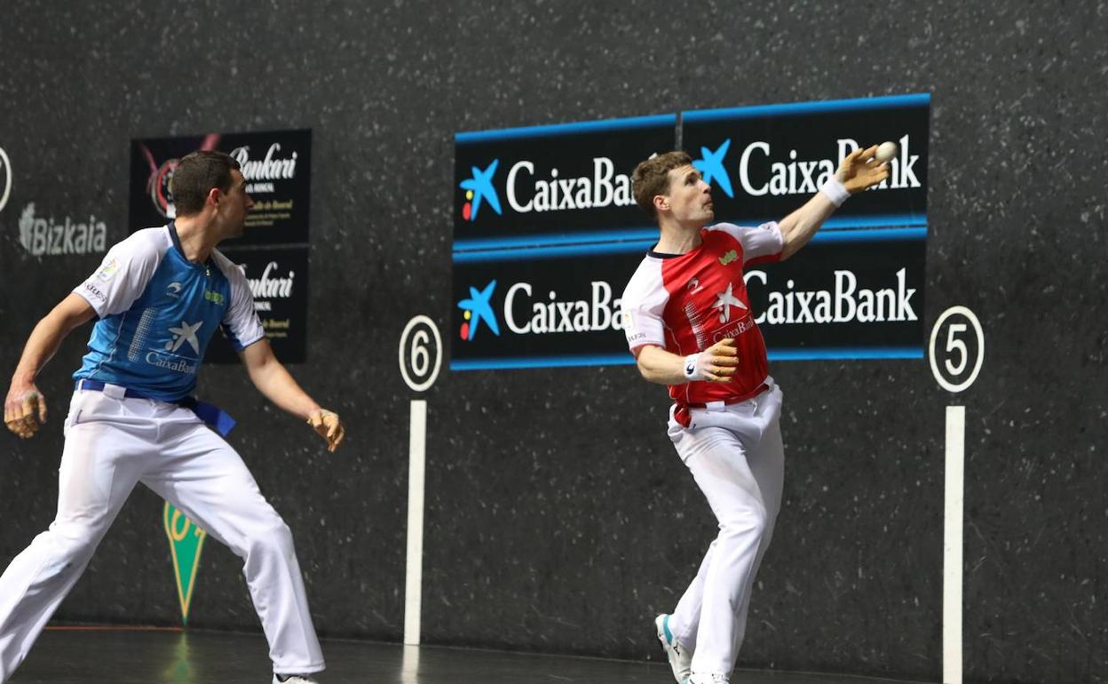 Artola resuelve a base de pegada ante un tenaz Agirre en 336 pelotazos