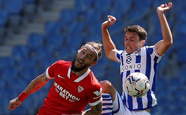 David Silva, Alexander Isak y Ander Guevara, los tres txuri-urdin al borde de la sanción