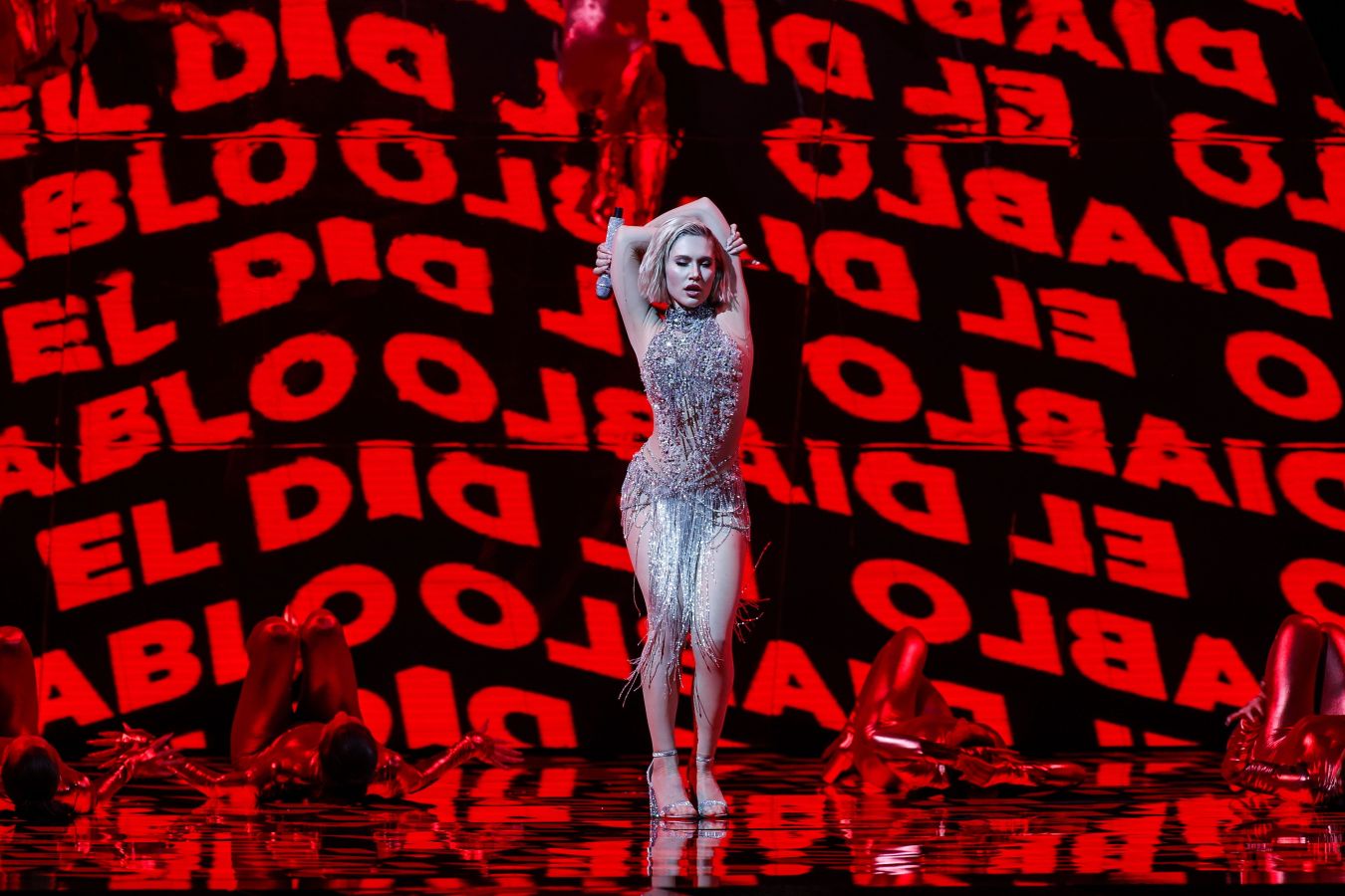 Malta, una de las favoritas, se convirtió en la gran protagonista de la primera semifinal de Eurovisión celebrada ayer ante 3.500 espectadores. El festival vuelve a escena este fin de semana tras la cancelación del año pasado por la pandemia del Covid-19. El representante de España en la final de este sábado será Blas Cantó con el tema 'Voy a quedarme'.