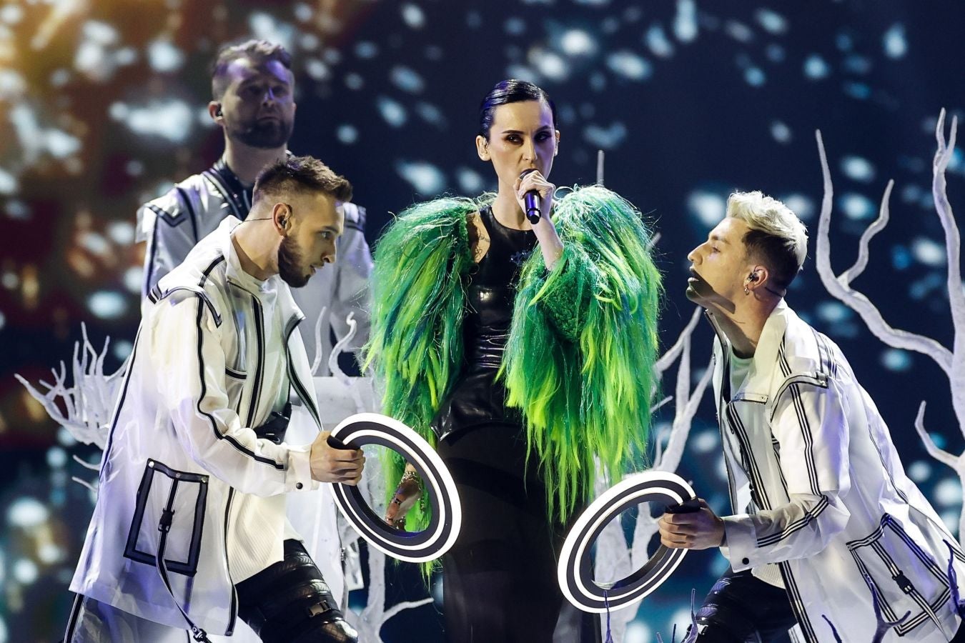 Malta, una de las favoritas, se convirtió en la gran protagonista de la primera semifinal de Eurovisión celebrada ayer ante 3.500 espectadores. El festival vuelve a escena este fin de semana tras la cancelación del año pasado por la pandemia del Covid-19. El representante de España en la final de este sábado será Blas Cantó con el tema 'Voy a quedarme'.