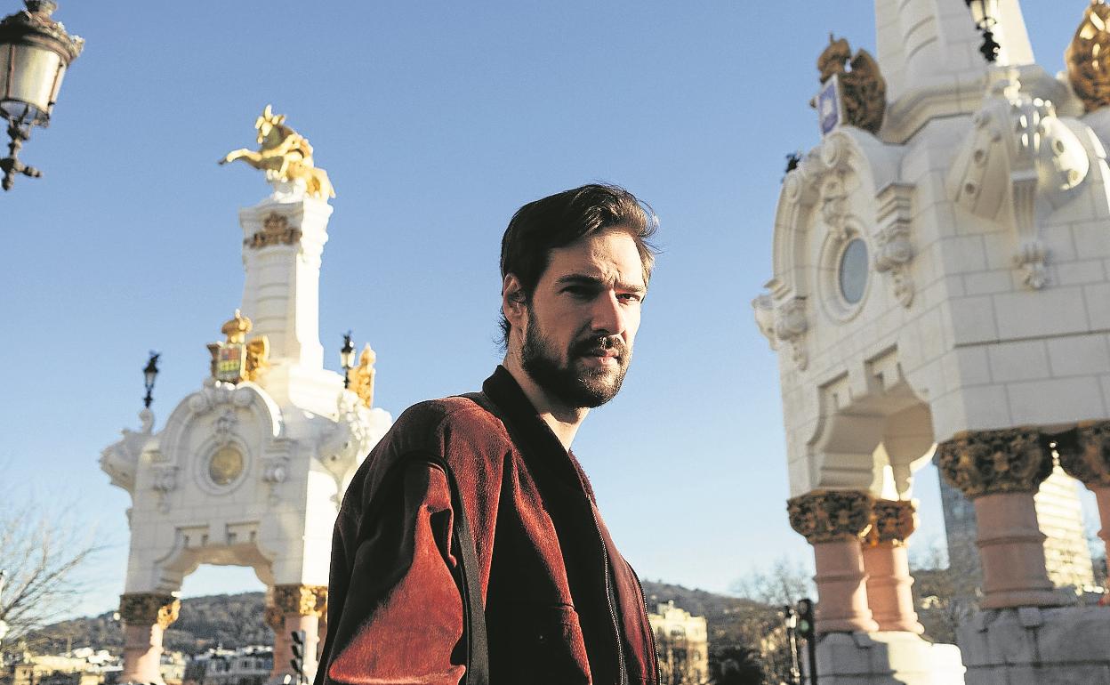 Asier Beramendi se ha reencarnado en Blanquita Carraquela.