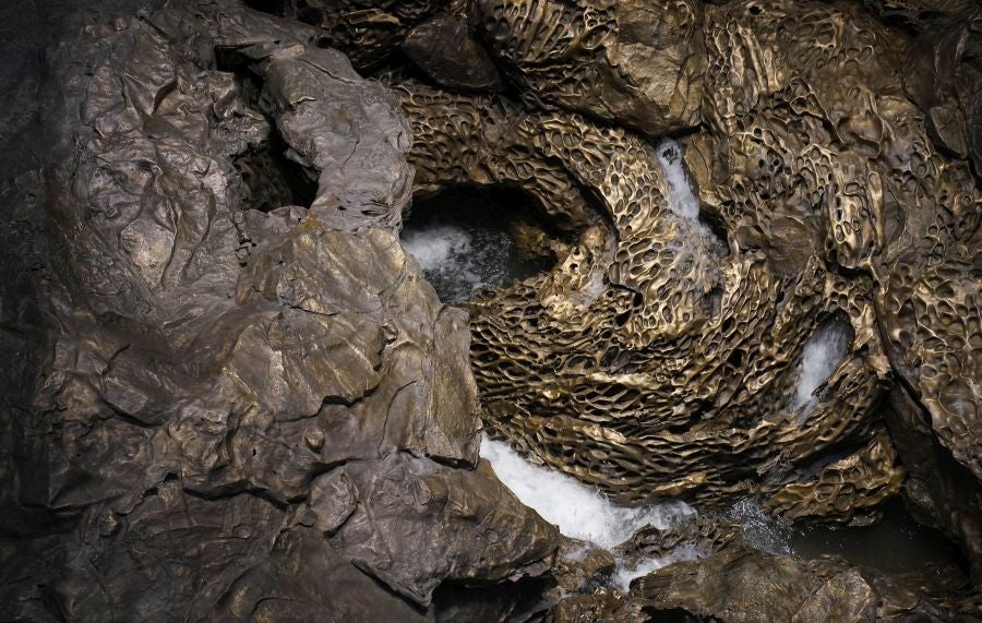 Fotos de Hondalea, la obra de Cristina Iglesias en la isla Santa Clara