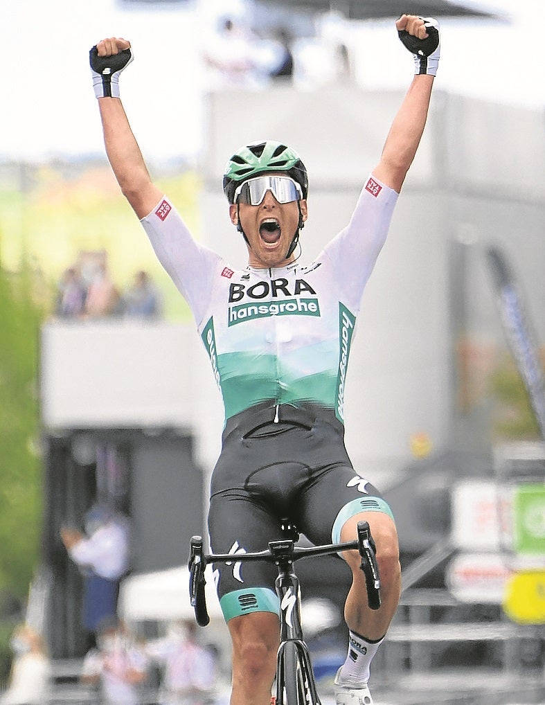 Pöstlberger celebra su victoria, ayer en el Dauphiné.